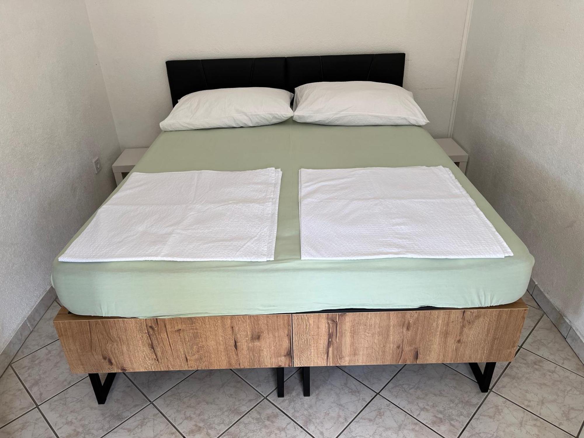 Apartmani Mlinar-One Bedroom Seaview Grebaštica Dış mekan fotoğraf